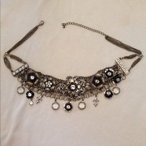 Flower stone necklace